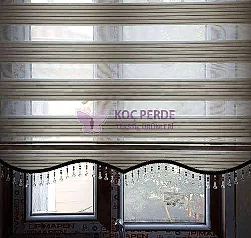 Pliseli Boncuklu Zebra Perde