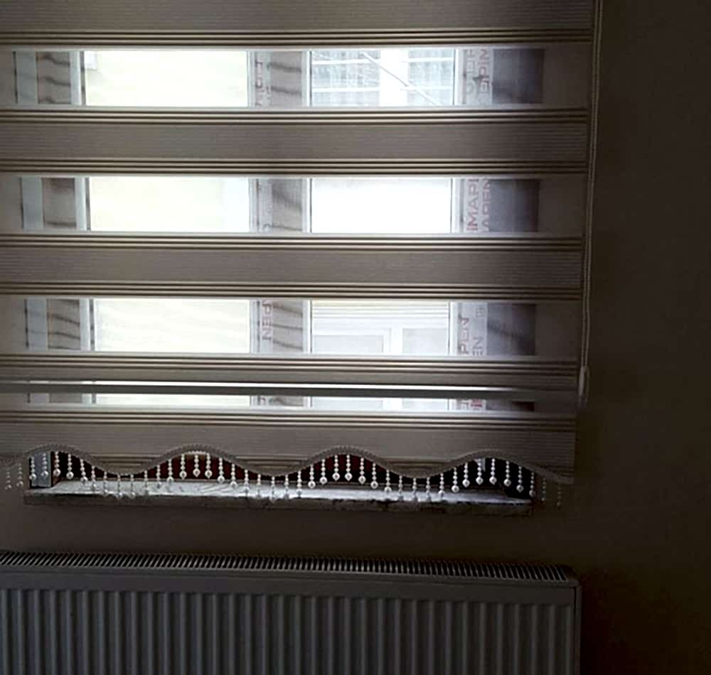 Pliseli Krem Zebra Boncuklu Perde 3